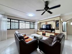 Blk 827 Jurong West Street 81 (Jurong West), HDB Executive #590935531